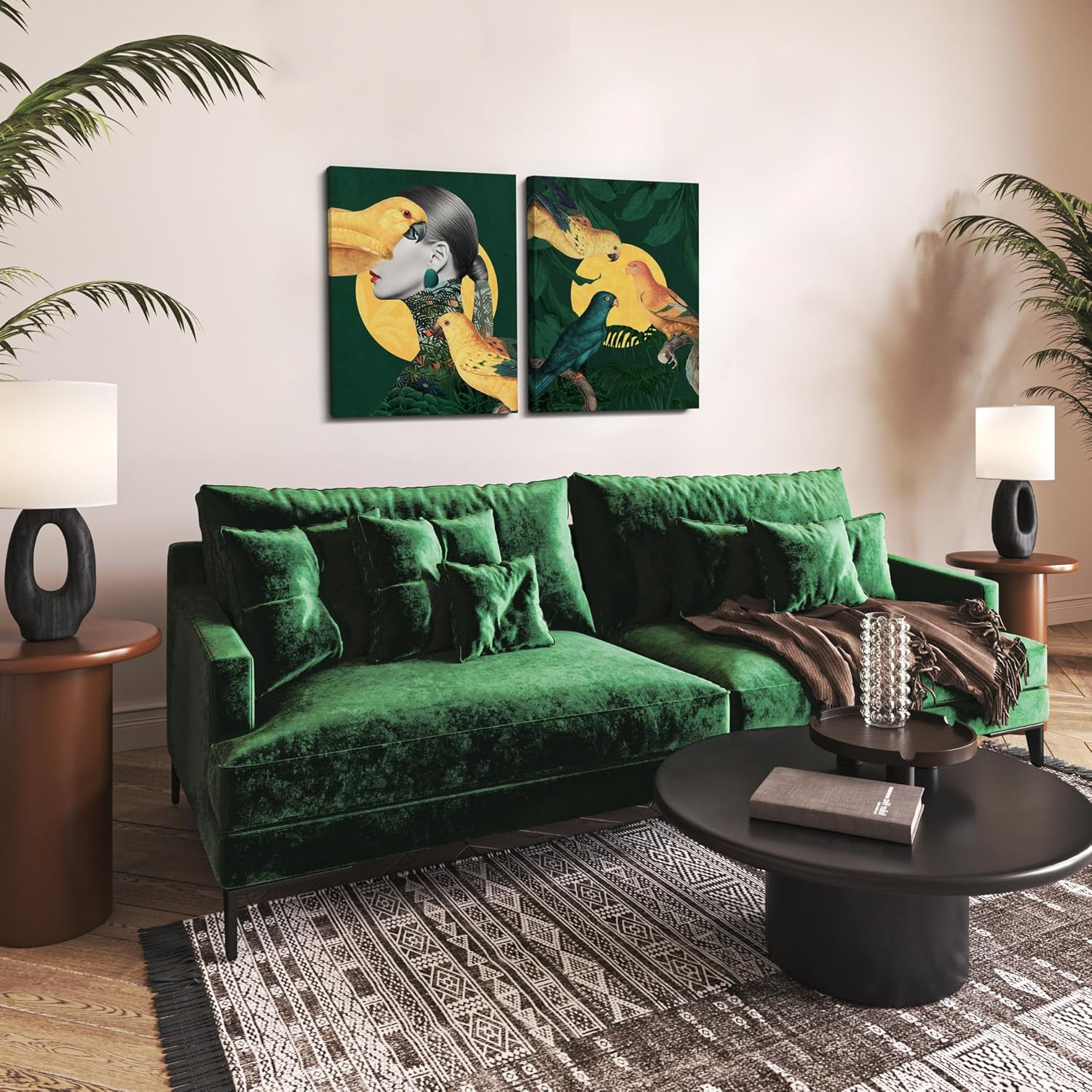 Leinwand Bilder Set - beide Bilder zeigen eine tropische Collage in kräftigem Gelb und Grün Tönen mit Papageien und tropischen Blättern. Zudem ist das Profil einer Frau mit strengem Zopf auf einem der Bilder zu sehen.