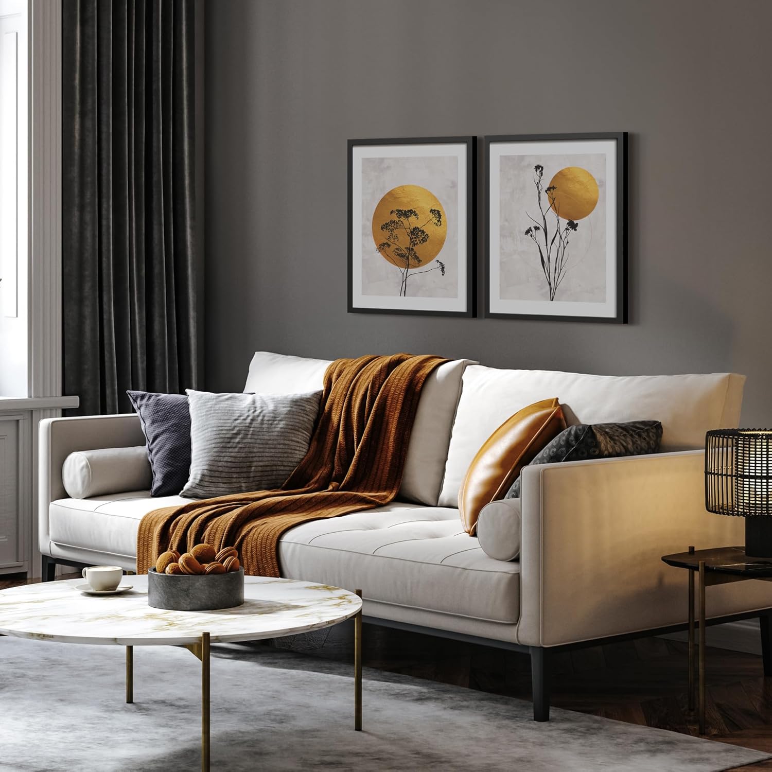 Bilder Set Rahmen - minimalistische vintage Kunst mit botanischen Silhouetten in Gold und Schwarz.