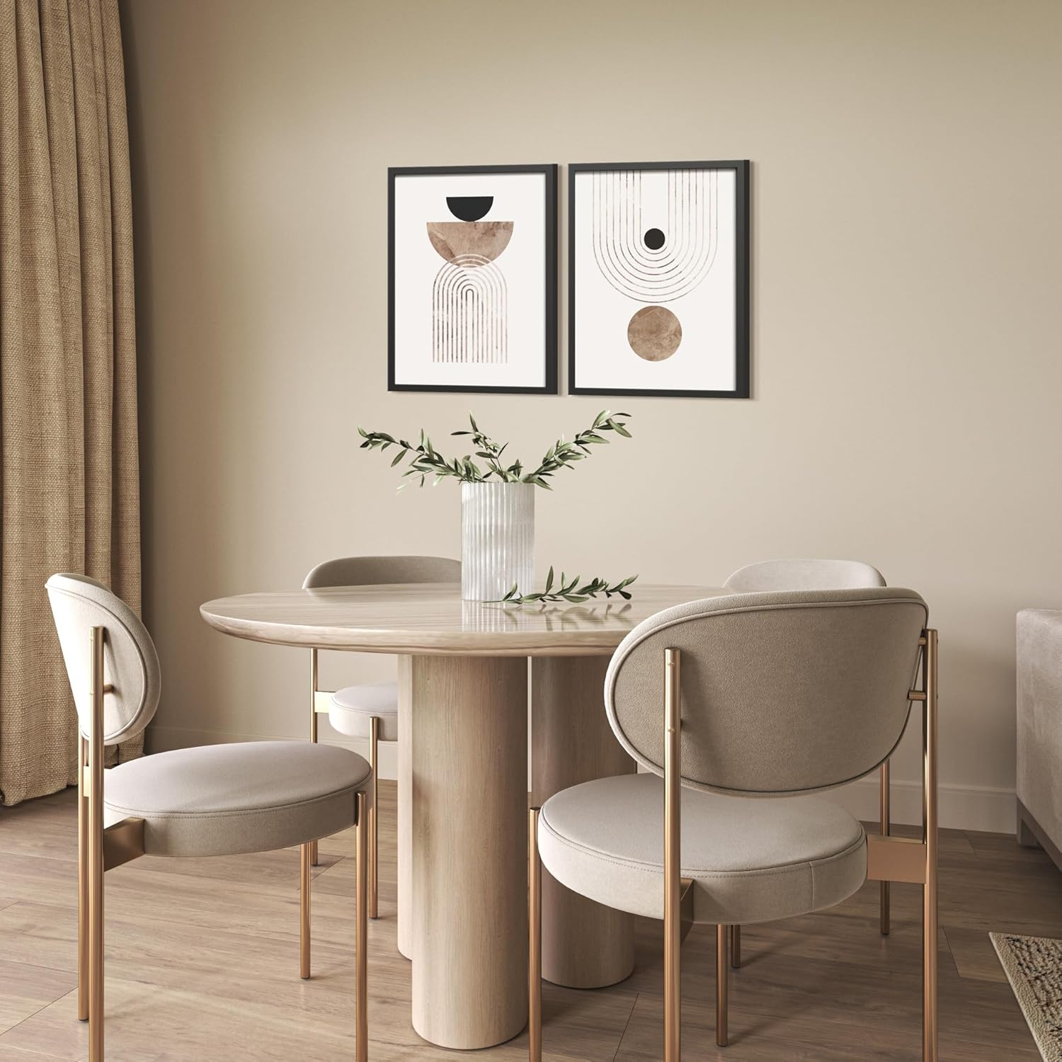 Bilder Set mit Rahmen - minimalistisches Boho Chic Design mit geometrischen Elementen in Erdtönen wie Beige.